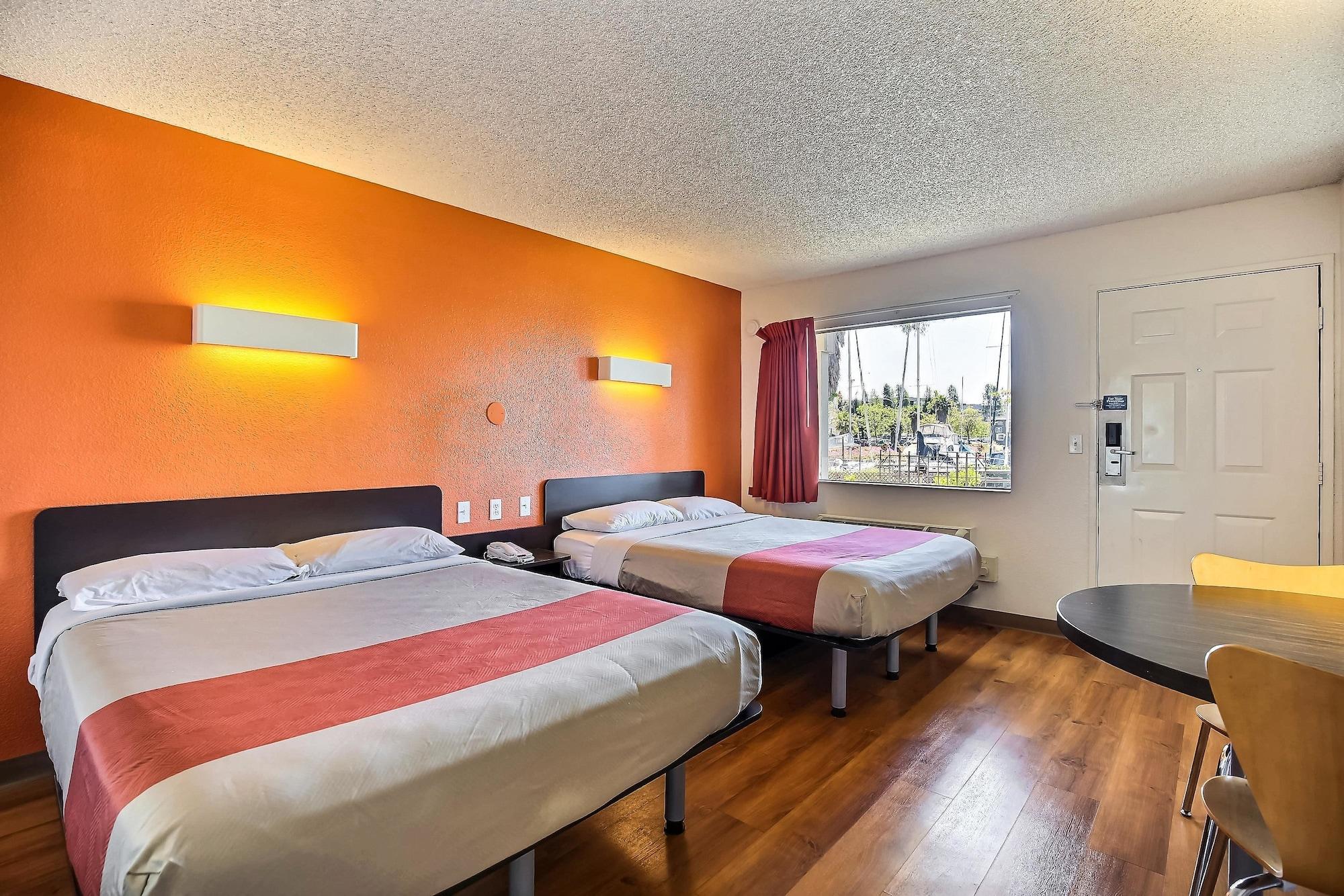 Motel 6-Oakland, Ca - Embarcadero Екстер'єр фото