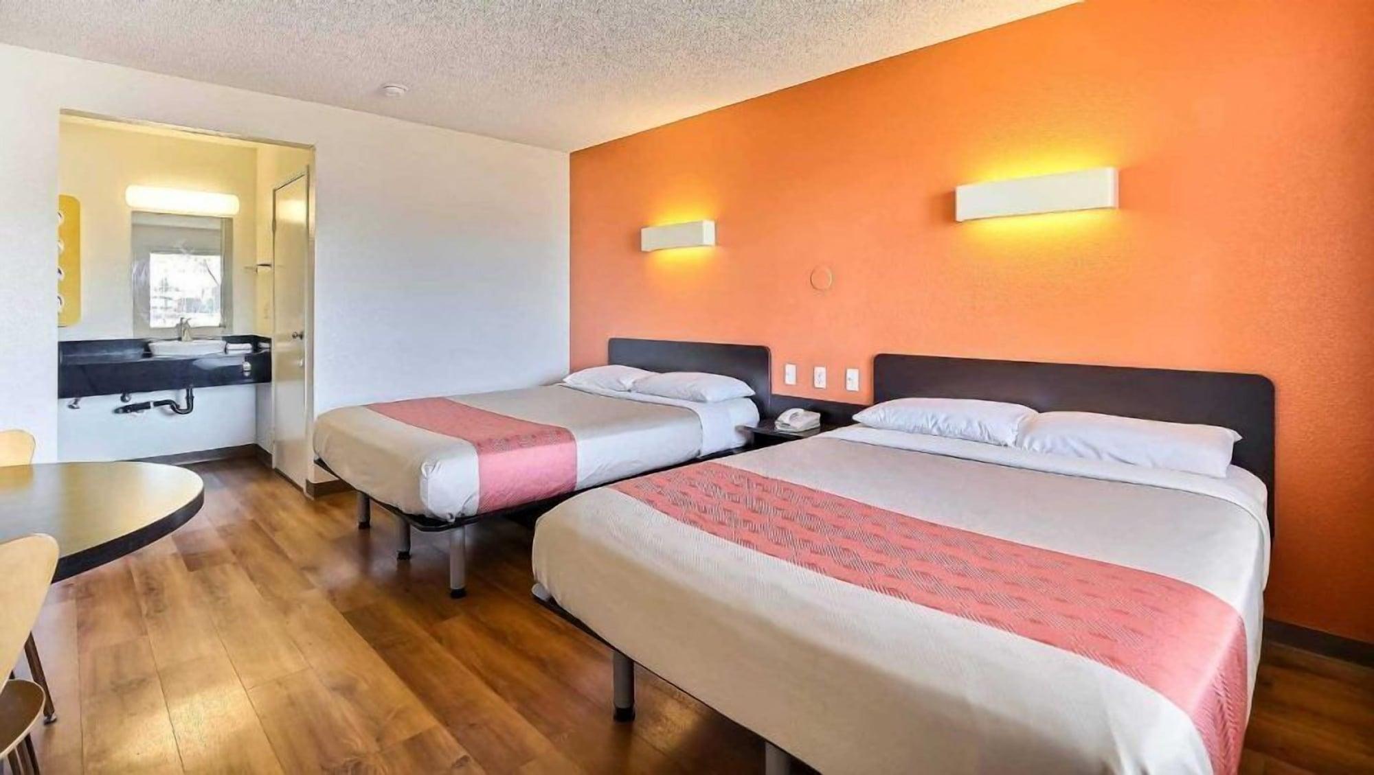Motel 6-Oakland, Ca - Embarcadero Екстер'єр фото