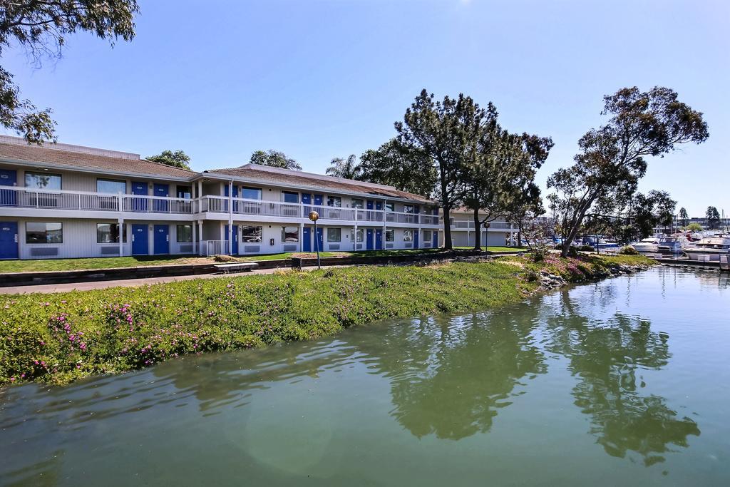 Motel 6-Oakland, Ca - Embarcadero Екстер'єр фото