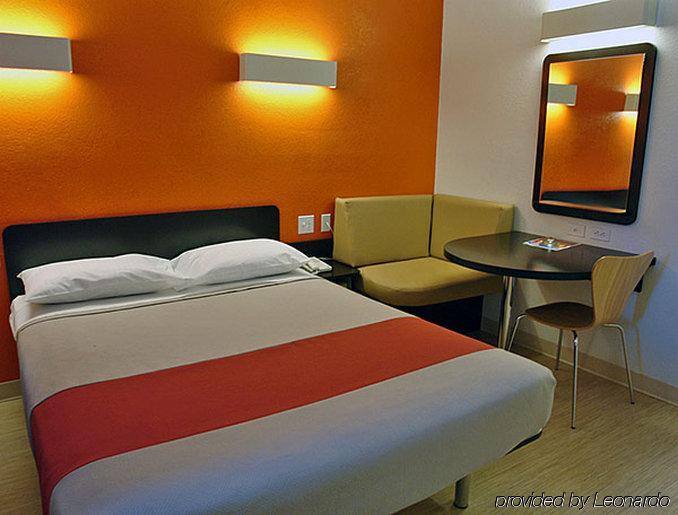Motel 6-Oakland, Ca - Embarcadero Екстер'єр фото
