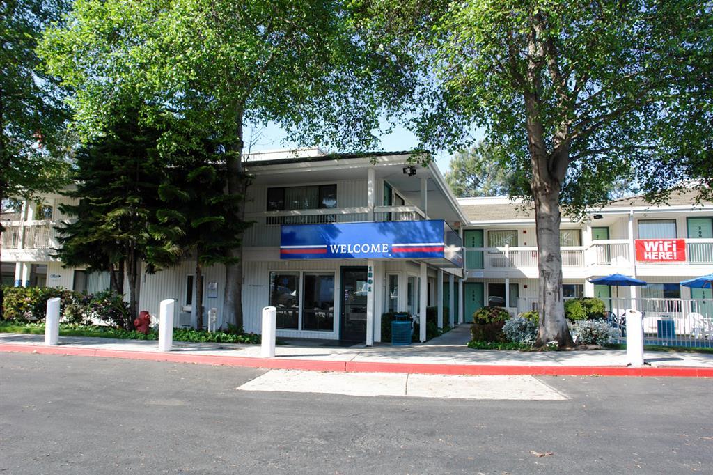 Motel 6-Oakland, Ca - Embarcadero Екстер'єр фото