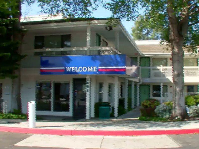 Motel 6-Oakland, Ca - Embarcadero Екстер'єр фото