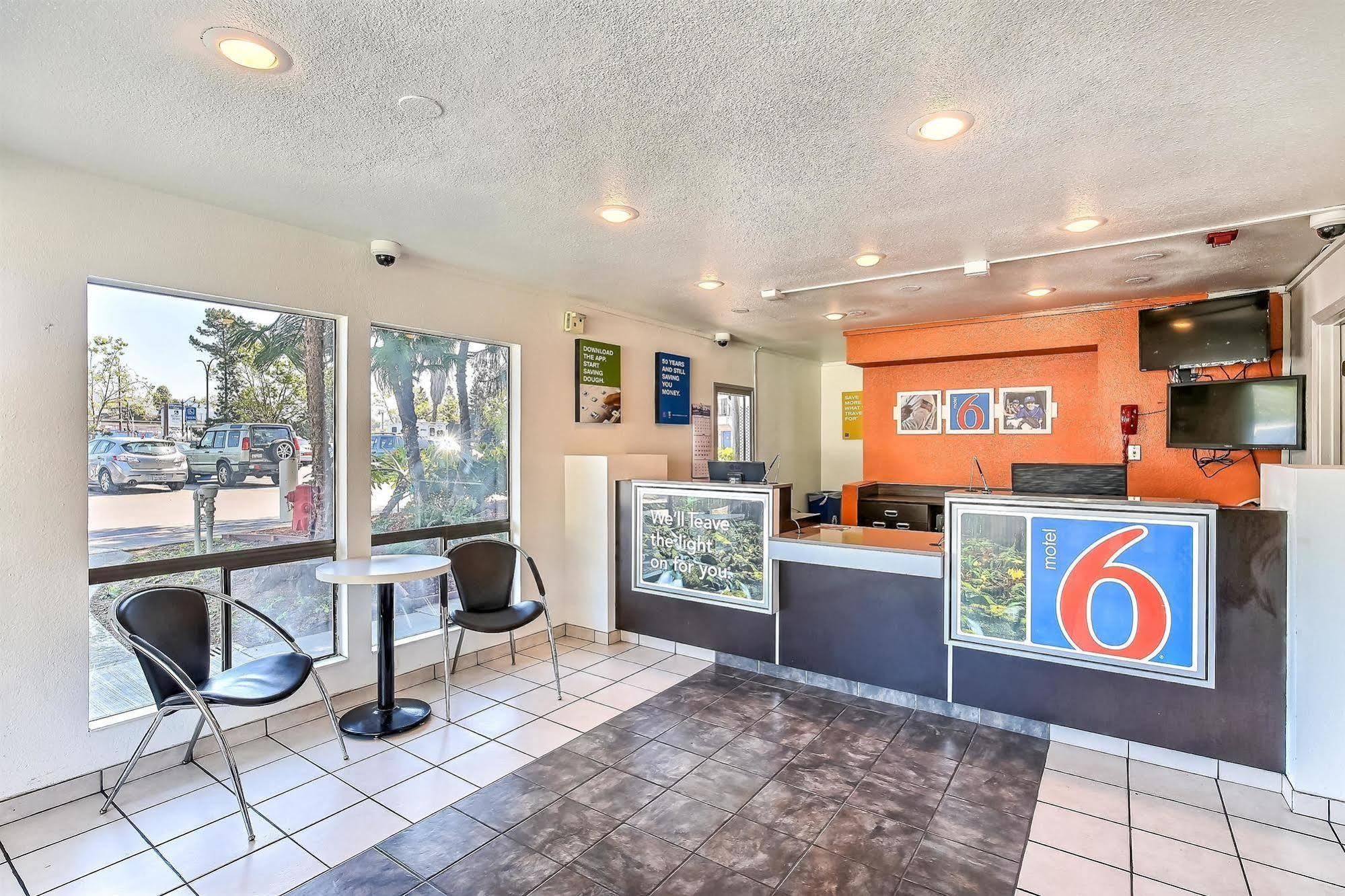 Motel 6-Oakland, Ca - Embarcadero Екстер'єр фото